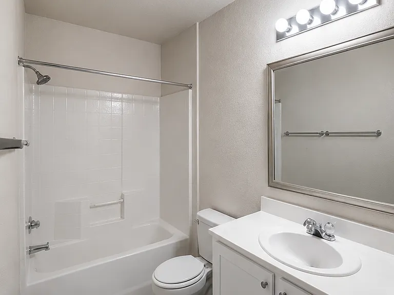 4955 Lindell Rd #128 — Photo 7