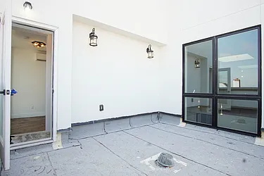 Rented by Empire Deeds LLC 