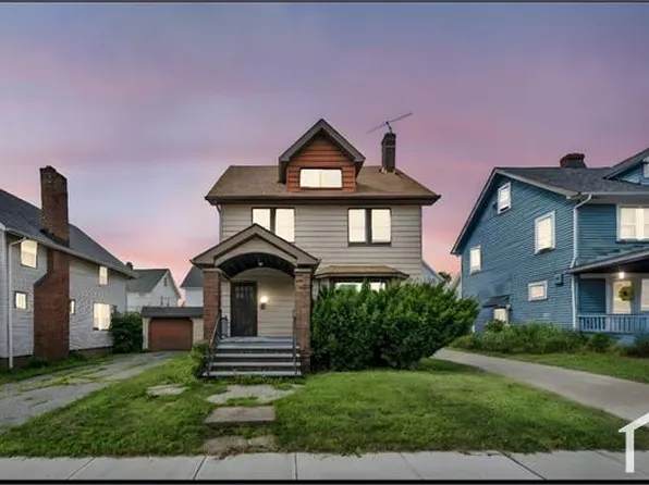 12721 Barrington Ave, Cleveland, OH 44108