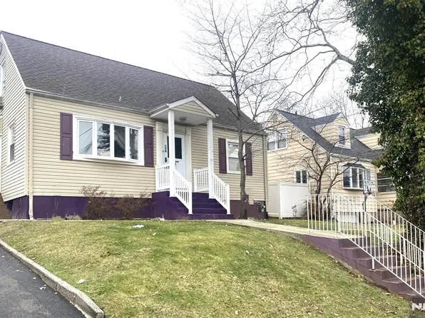 179 Prospect St, Hasbrouck Heights, NJ 07604