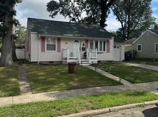 422 Osage Ln, Absecon, NJ 08201