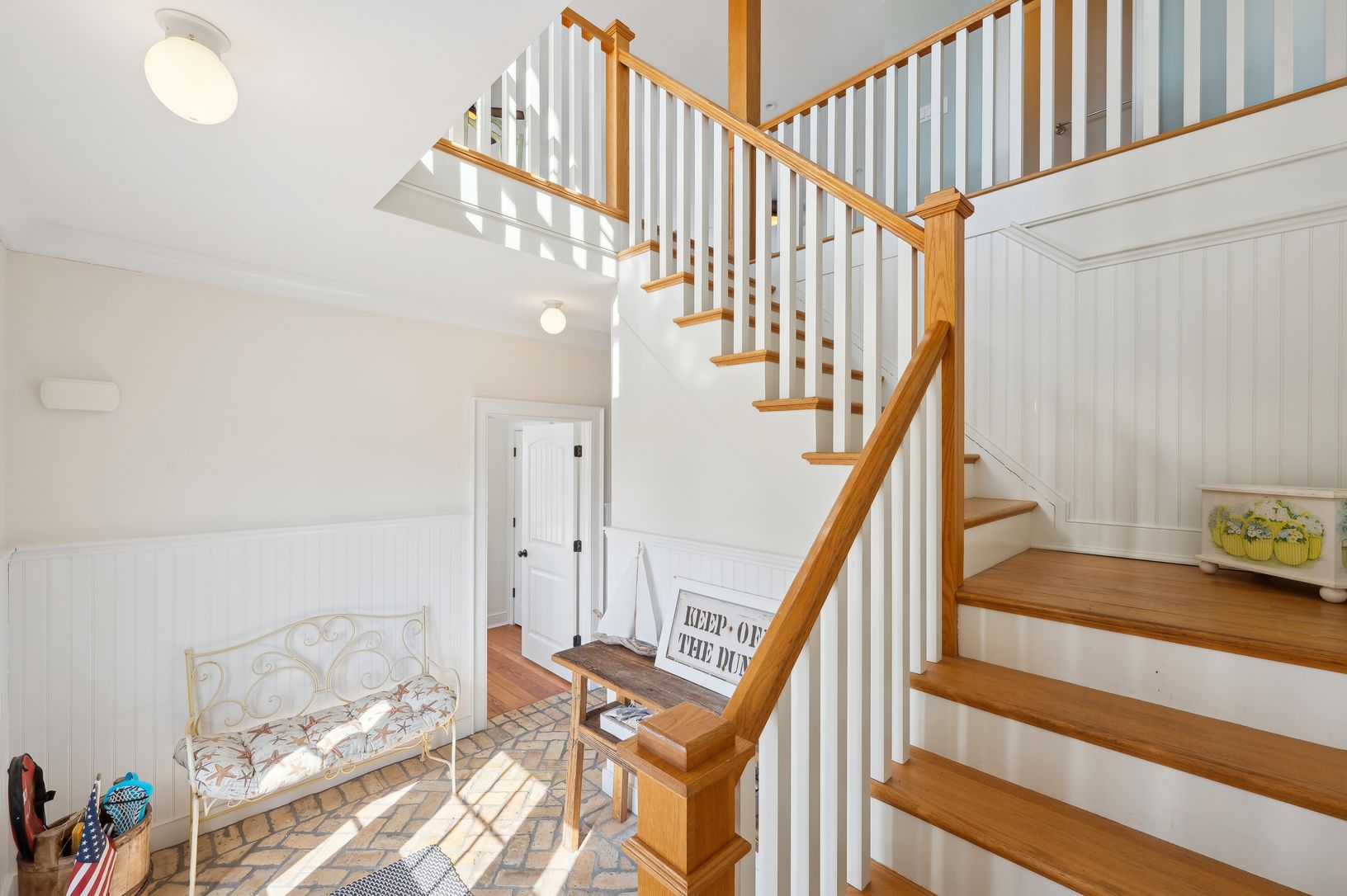  Stairs to Second Level