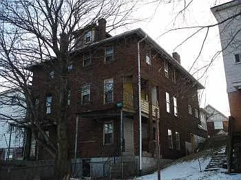2111 Orchard St photo 1