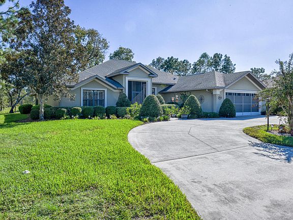 4th image of 565 Lake Dr