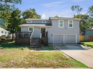 4826 S Linwood Dr, Sand Springs, OK 74063