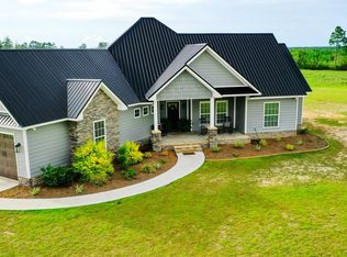 3211 Leggett Dr, Patterson, GA 31557