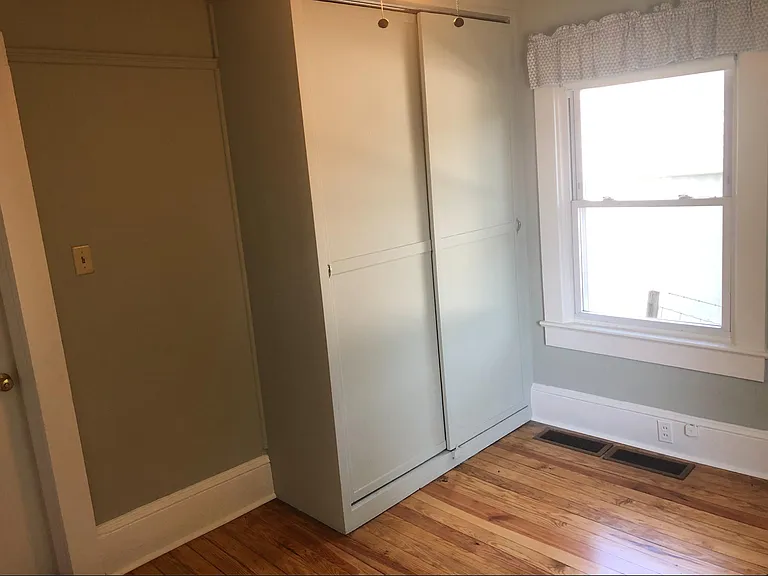 Bedroom / Dresser