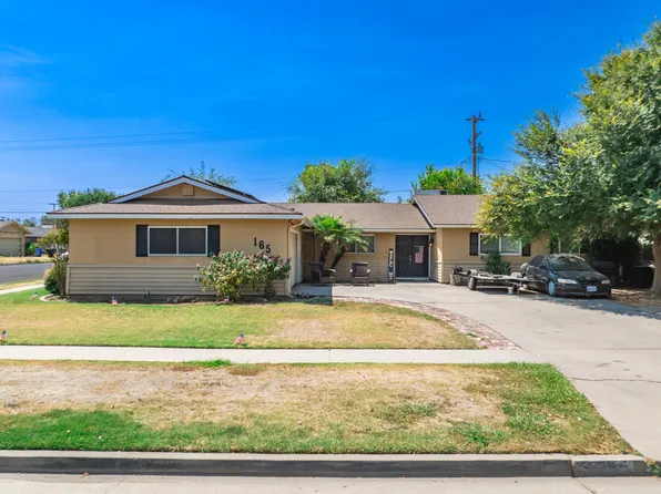 165 W Magnolia Avenue, Hanford, CA 93230