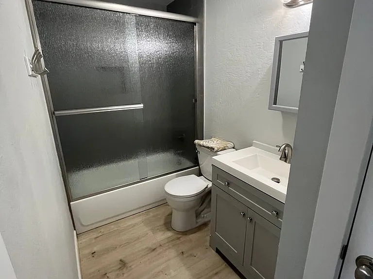 601 Beatty St — Photo 11