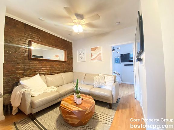 2nd image of 181 Endicott St APT 5