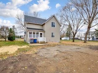 206 Main St W, Morristown, MN 55052