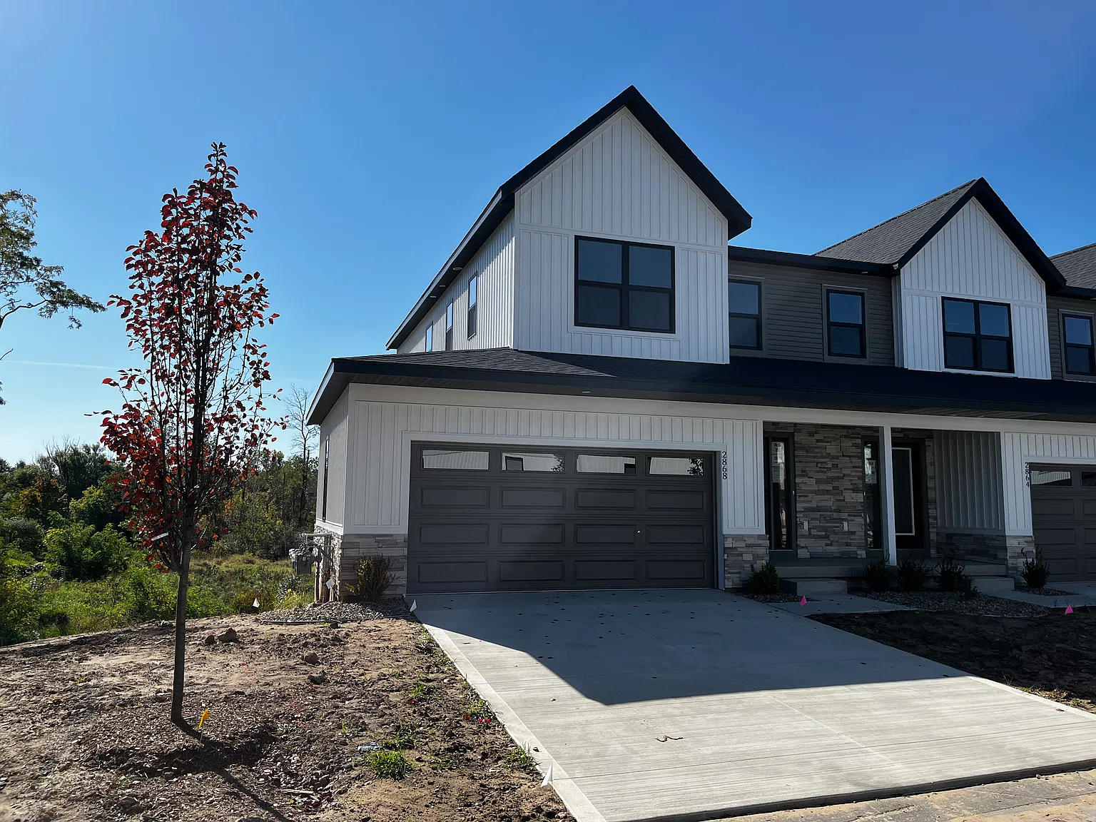 3 bed, 2.5 bath, 1741 sqft, $2,698 — Photo 1