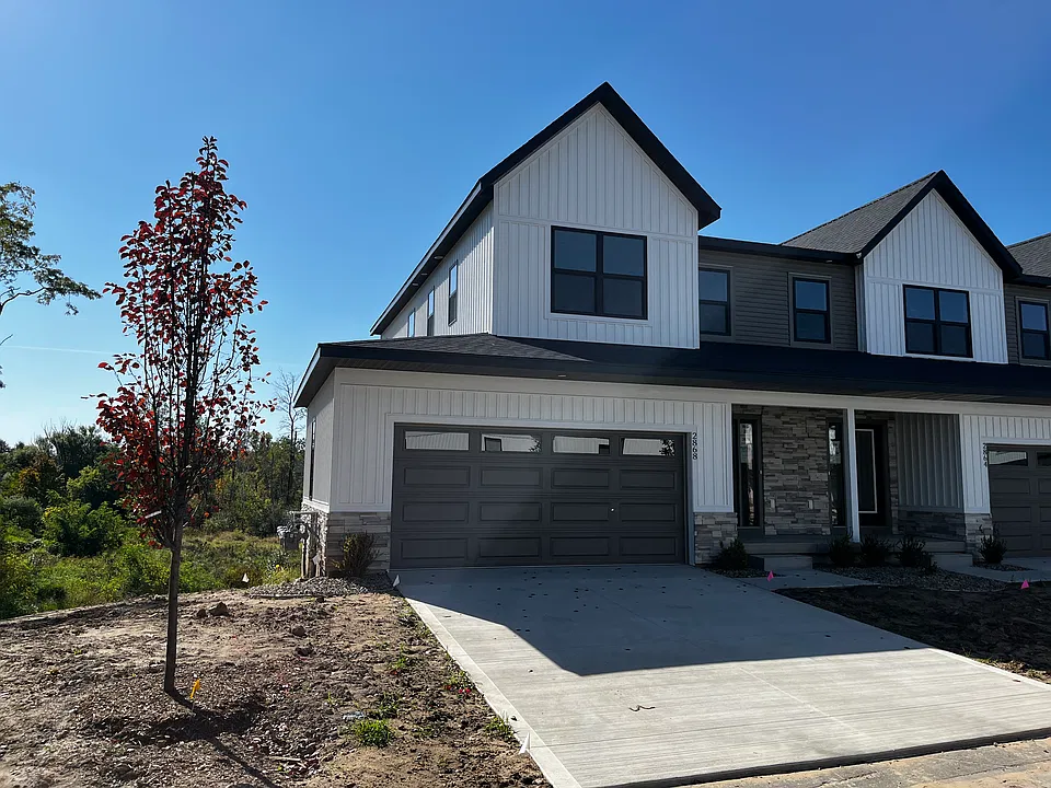 2868 Foxglove Ln