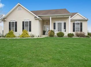 1943 Schadt Ave, Whitehall, PA 18052