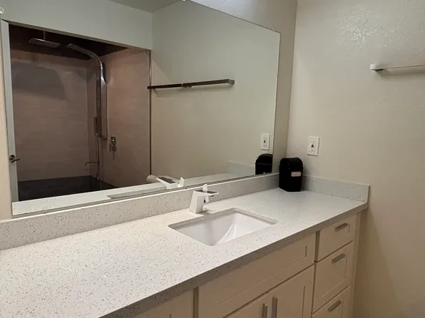 975 Belmont Ter Unit 6, Sunnyvale, CA 94086