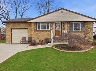 52 Hillsboro Rd, Cheektowaga, NY 14225