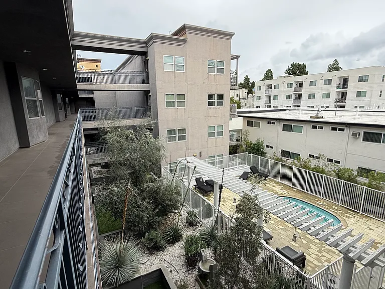 The Watermarque Apartments — Photo 82