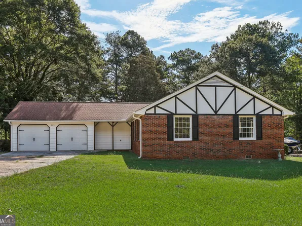 5974 Malibu Dr, Morrow, GA 30260