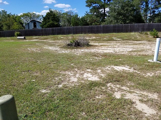 1st image of 3234 Woodlands Dr