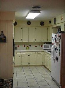 2nd image of 4717 Desoto St