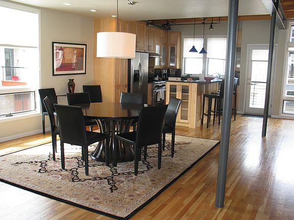 2nd image of 2912 Blackhawk Ct