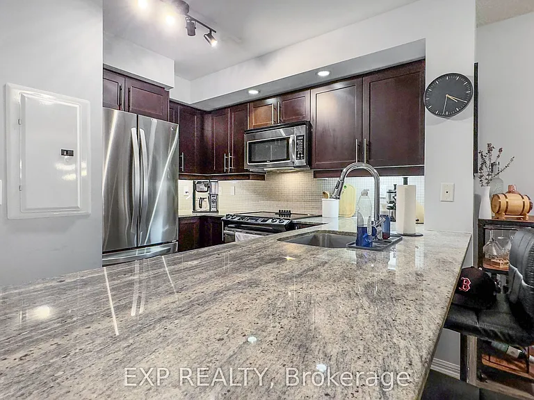 75 Liberty St #419 — Photo 9