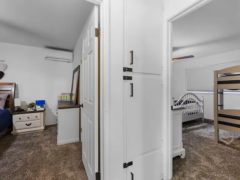23012 Strauch Dr — Photo 13