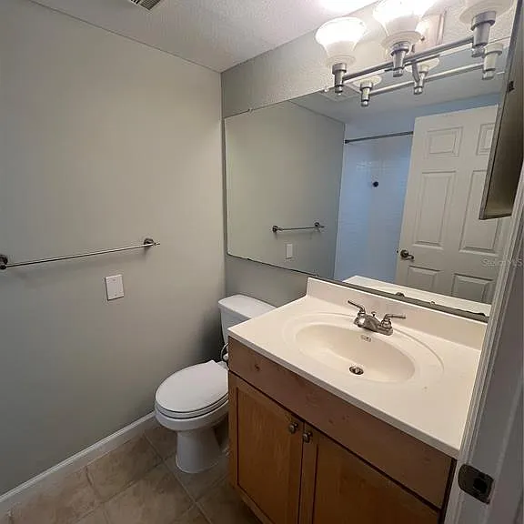 2500 Winding Creek Blvd #E103 — Photo 32