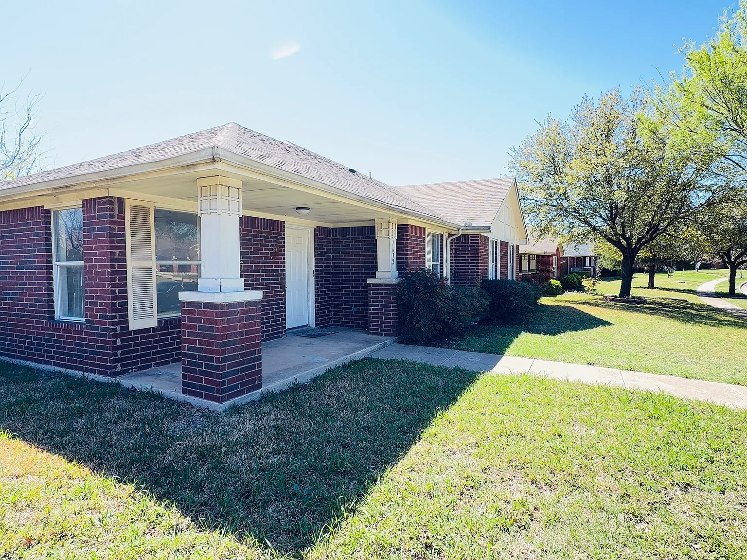 4 bed, 1719 sqft, $2,100 — Photo 4