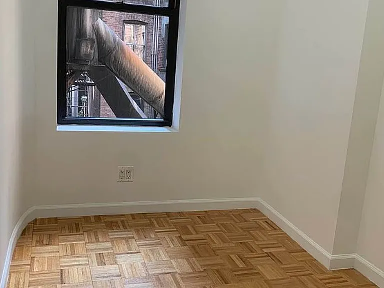 365 Broome St #9 — Photo 2