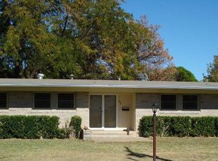 406 W Adams Ave, Sterling, KS 67579