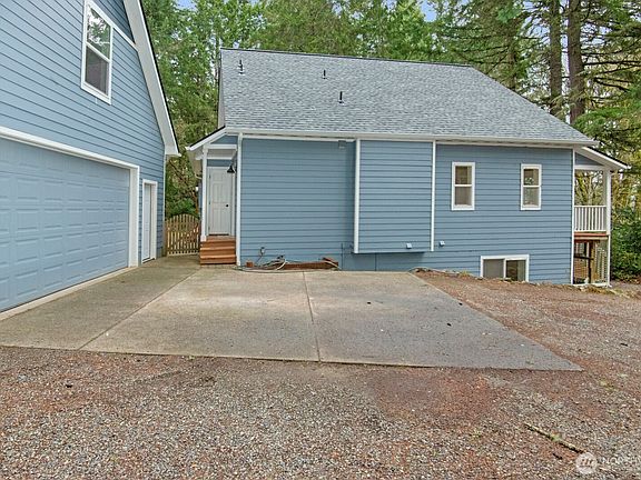 2nd image of 15002 Willow Road SE