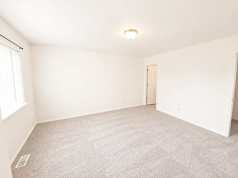 1429-1439 W Hyacinth Ln #1451 — Photo 7