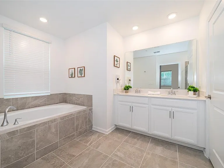8899 Cabot Cliffs Dr #102 — Photo 16