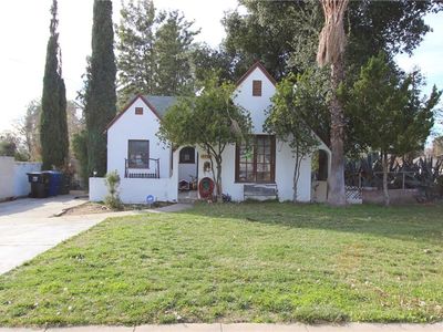 2704 N Arrowhead Ave, San Bernardino, CA, 92405