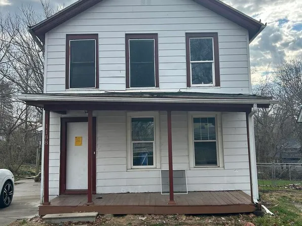 1188 23rd St, Moline, IL 61265