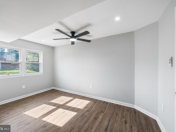 5th image of 407 Coventry Ave