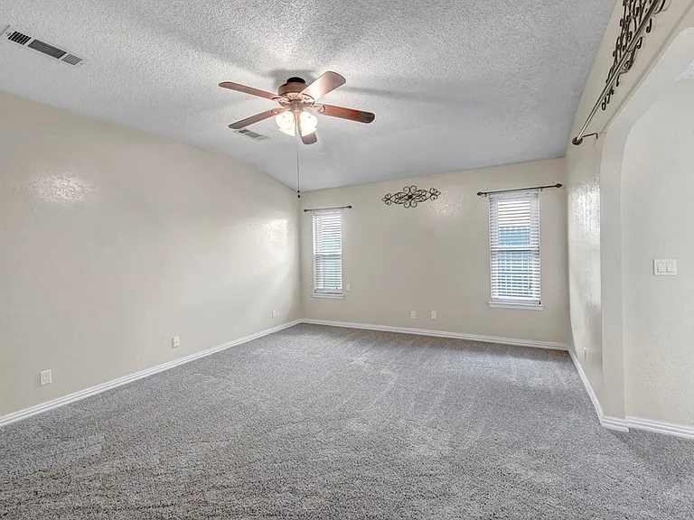 4202 Merrill Dr — Photo 17