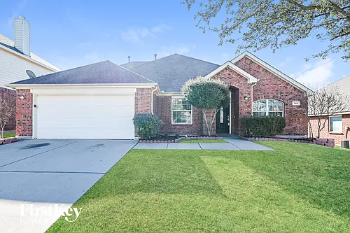 502 Dover Park Trl Photo 1