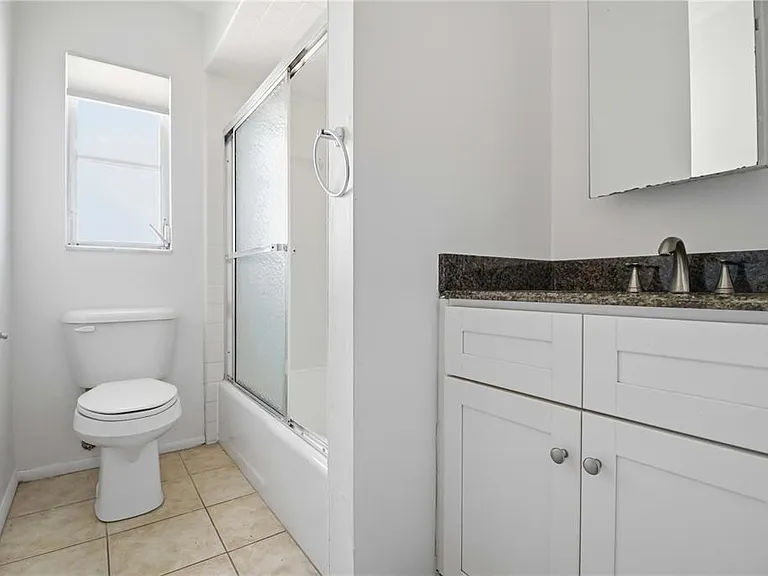304 Lantana Ave — Photo 14