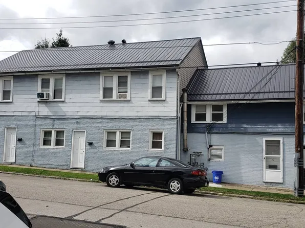 22 S 6th St, Sharpsville, PA