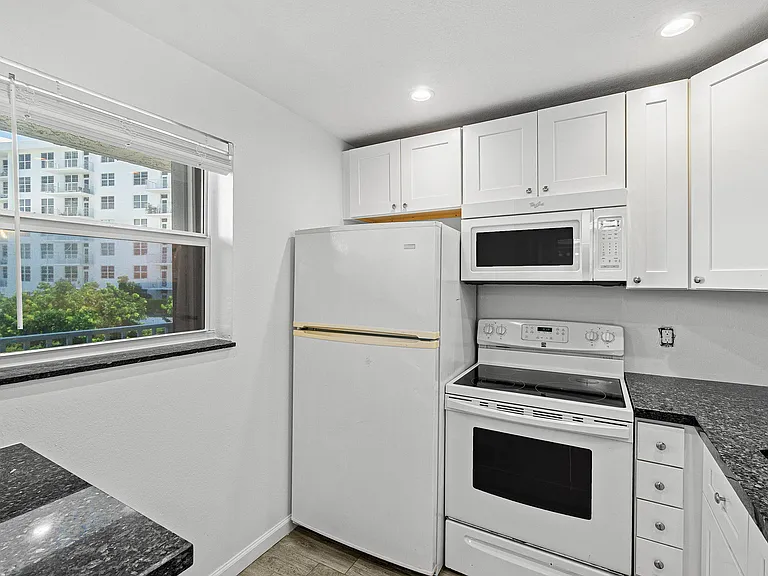 2929 S Ocean Blvd #2120 — Photo 12