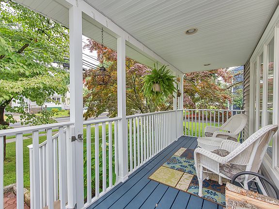 CHARMING OPEN PORCH!