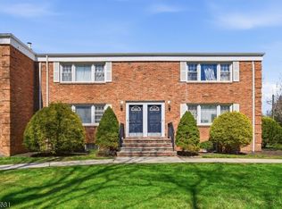11 Morgan Lane, Unit 2A #2A, Bridgewater, NJ