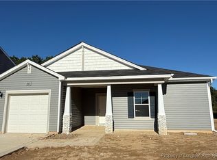 642 Melbourne Dr, Raeford, NC 28376