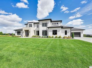 2444 S 182nd Cir, Omaha, NE 68130