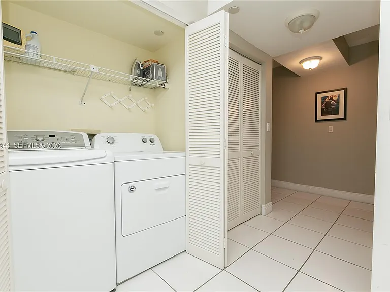 8855 Collins Ave #6F — Photo 20