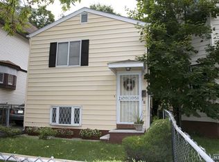129 Washington St, East Orange, NJ 07017