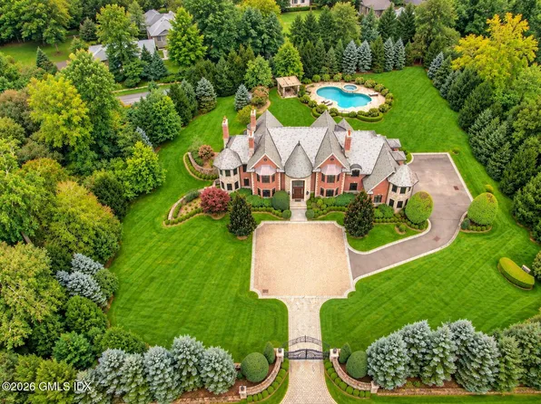1 Loch Ln, Greenwich, CT 06830