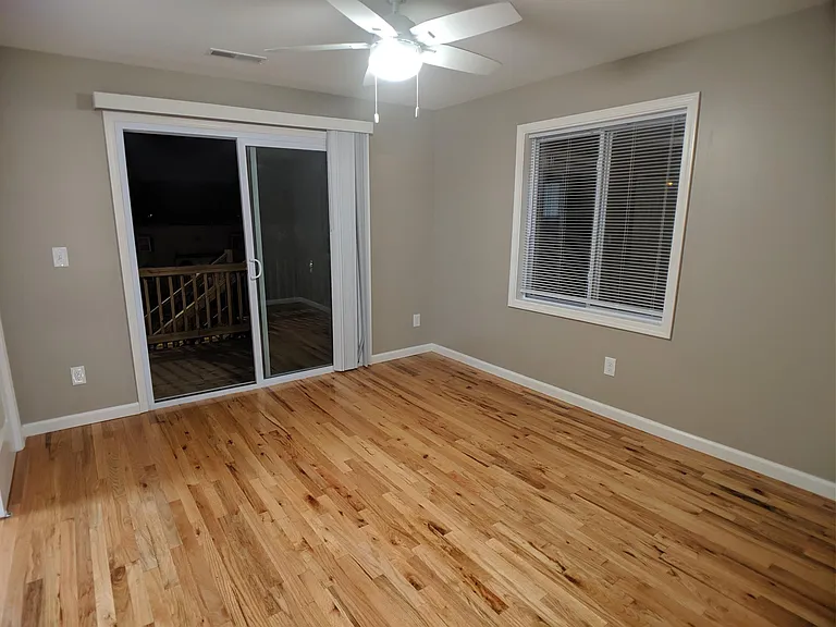 2435 S Dixie Dr — Photo 32
